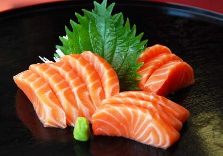 Sashimi  – Vietnamesische Gerichte bei Thai Binh Asia